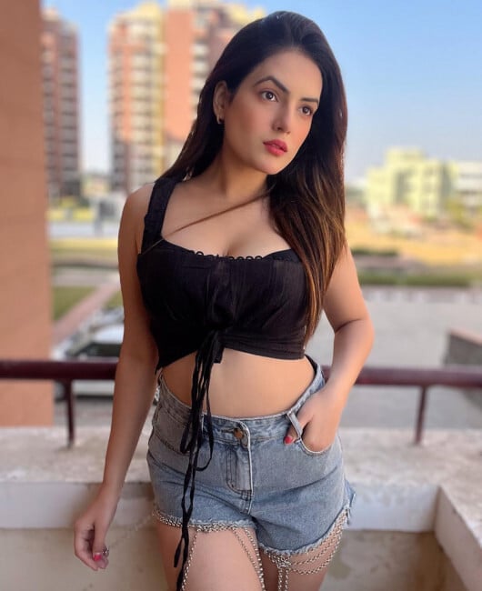 Hottest Call Girls In vagator  ⨋ 9910359776 ⨋ Goa Escorts Service Doorstep Delivery