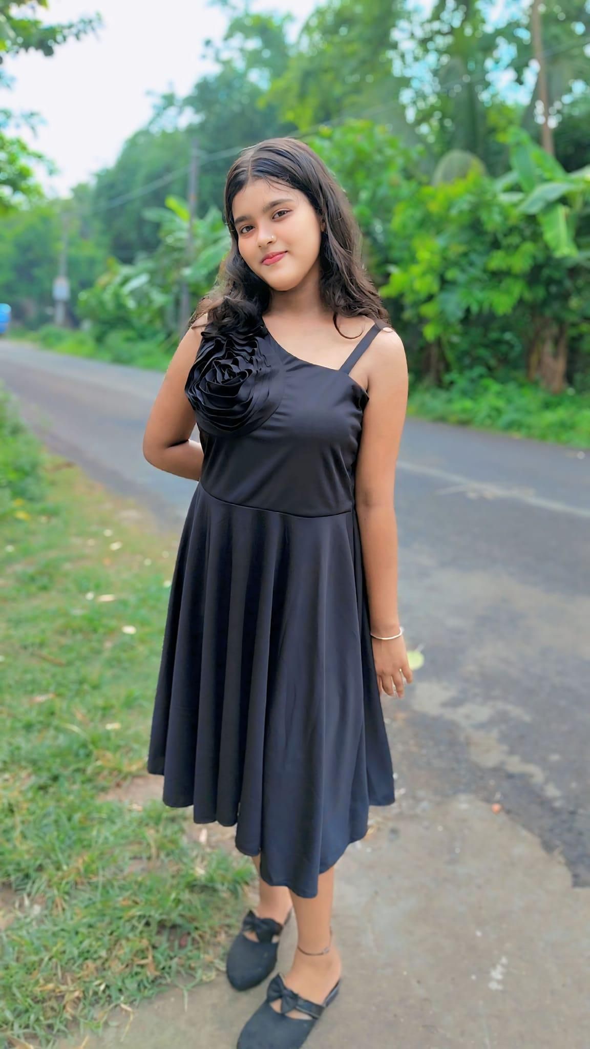 ℭaℒℒ ℊiℛℒs In Mukherjee Nagar ➙❥97110⁑14705))⇒(Delhi)