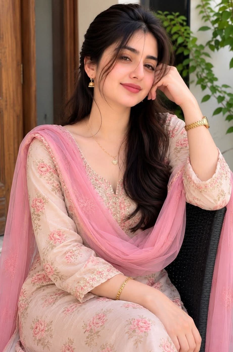 Young Call Girls In Connaught Place +919990646638 Female Escort Service In Delhi