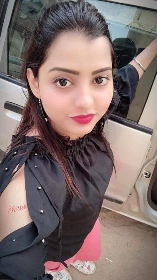 Call Girls In Lok Vihar ❄️9711014705❄️ Escorts Service Delhi