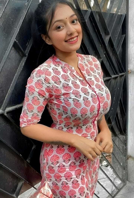 Gurgaon⛧9711147426⛧Call GIRLS In Gurgaon-Sector-17