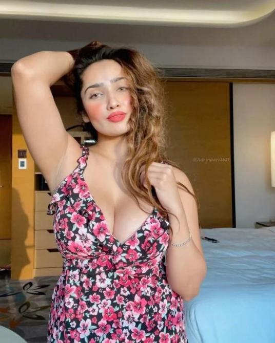 9319099832 Call Girls In Book High Profile Call Girls In Hauz Khas