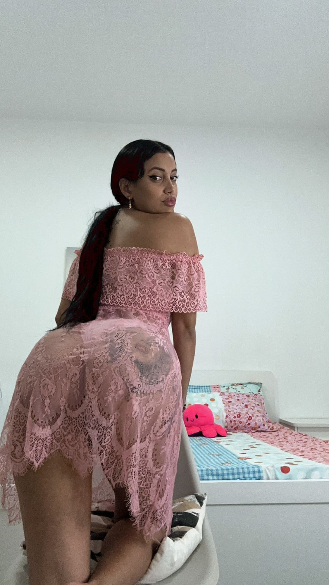 (9958659377) Call Girls in Sainik Farm (Sex Date in Delhi)