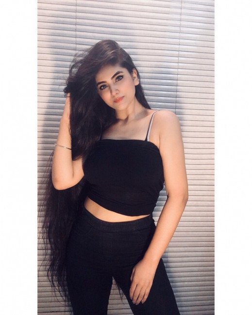 Escort Service hig profile model Suryaa Hotels  Delhi
