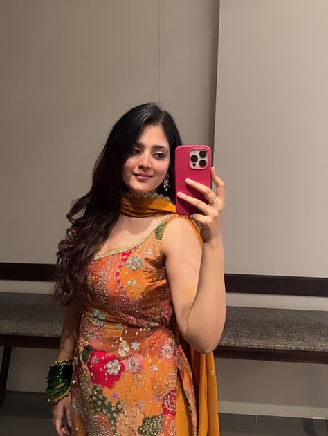 Call girls in Goa Calangute ↫93193 VIP 73153↬Escort service in North Goa