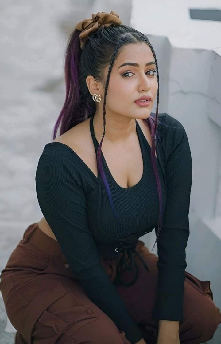 Call Girls In Tilak Marg 9711800081 Delhi ⇆ NCR