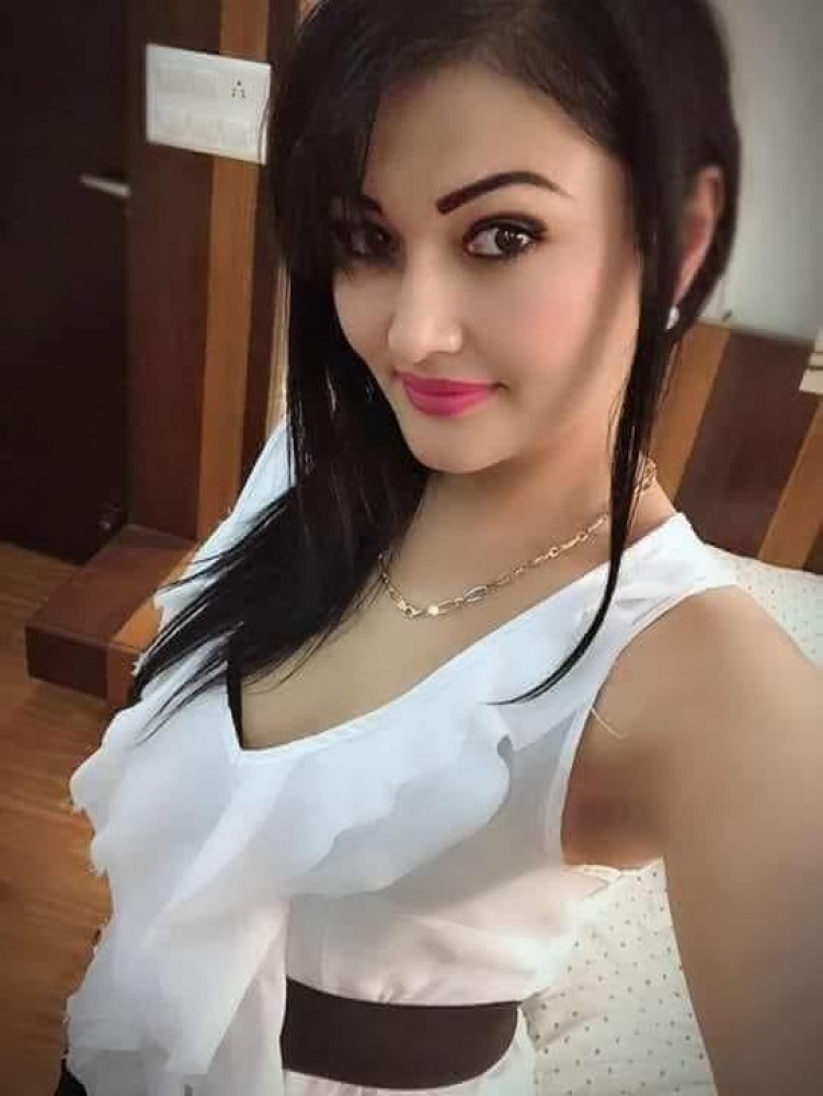 Call Girls in Gautam Nagar ®️-9711014705-®️ Delhi Escort Service