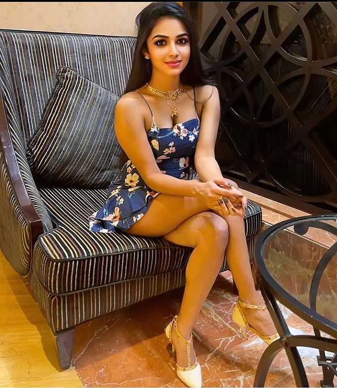 Call Girls In Saket Delhi_8860282737 Escort Service In Delhi Ncr